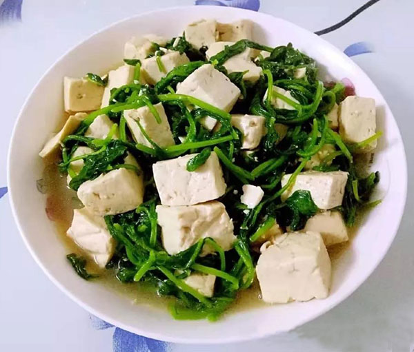 萝卜苗豆腐汤 萝卜苗豆腐汤